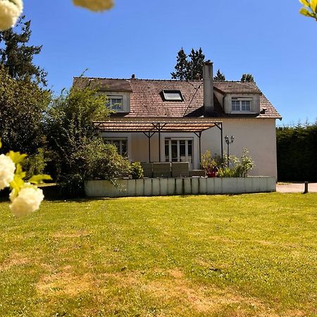 Villa Les Sablons La Houssaye-en-Brie Exterior foto