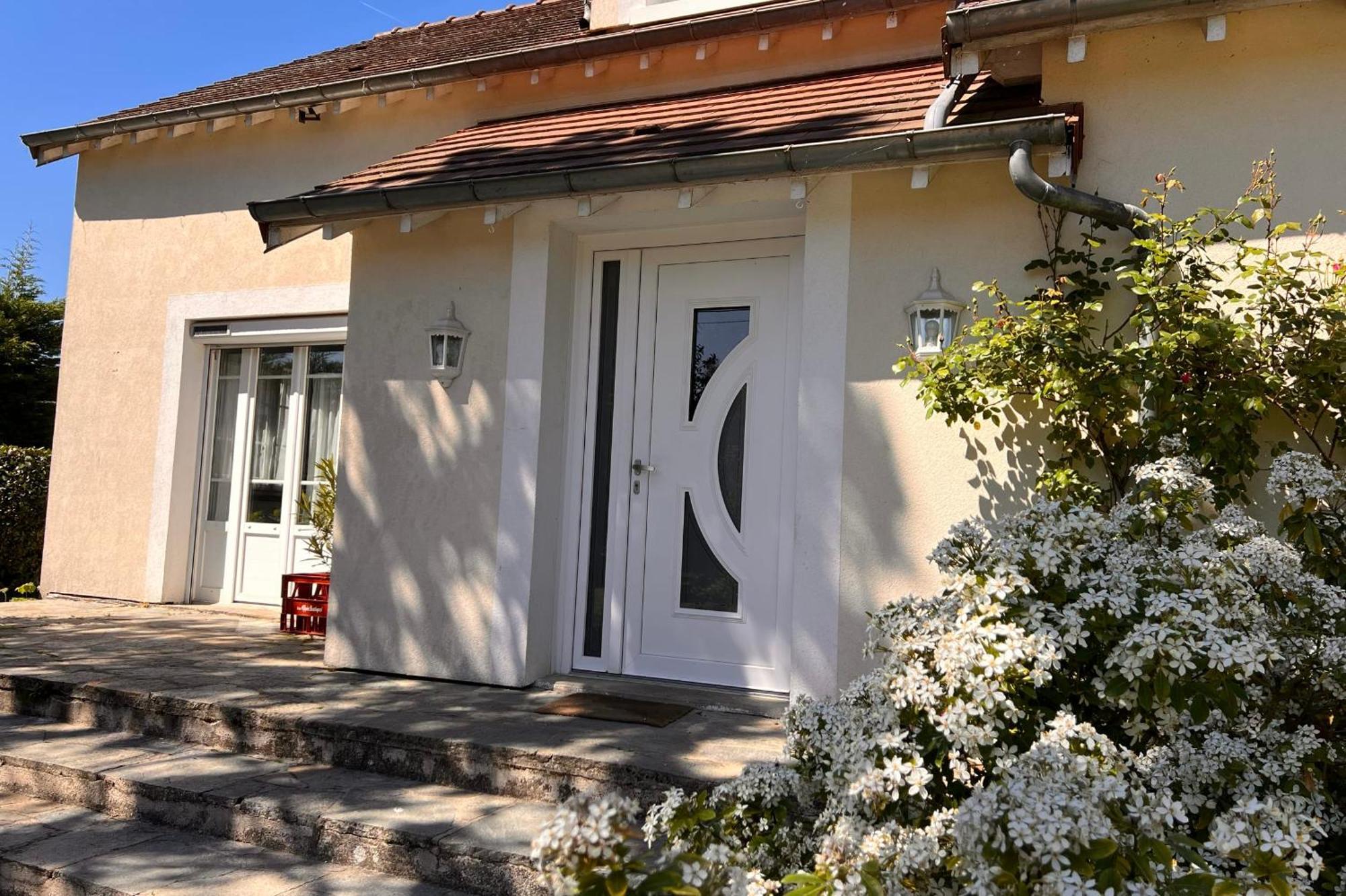 Villa Les Sablons La Houssaye-en-Brie Exterior foto